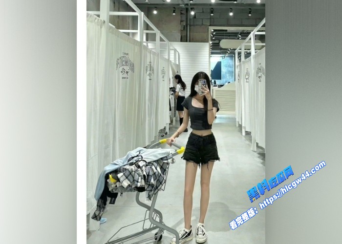 足控福音看着带劲极品学生居家自拍视频小脚没有保养依旧非常好看 图2WH700x500px 足控福音看着带劲极品学生居家自拍视频小脚没有保养依旧非常好看 图2WH700x500px