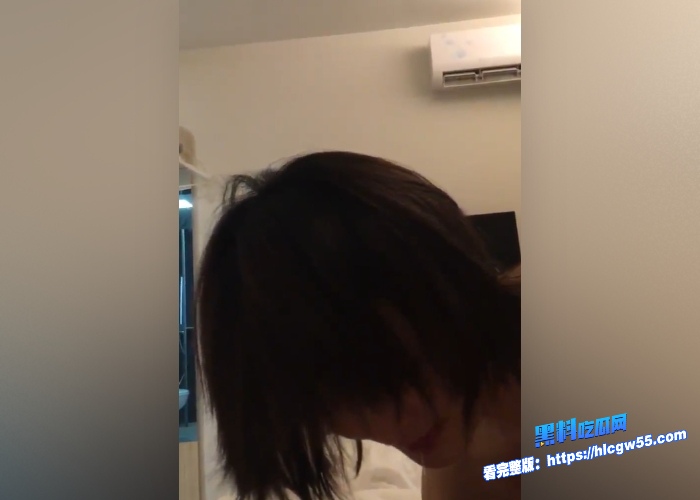 极品眼镜反差校花刘璐与金主爸爸换装情趣内衣性爱视图流出学校里是高冷女神酒店里的淫荡母狗 图25WH700x500px