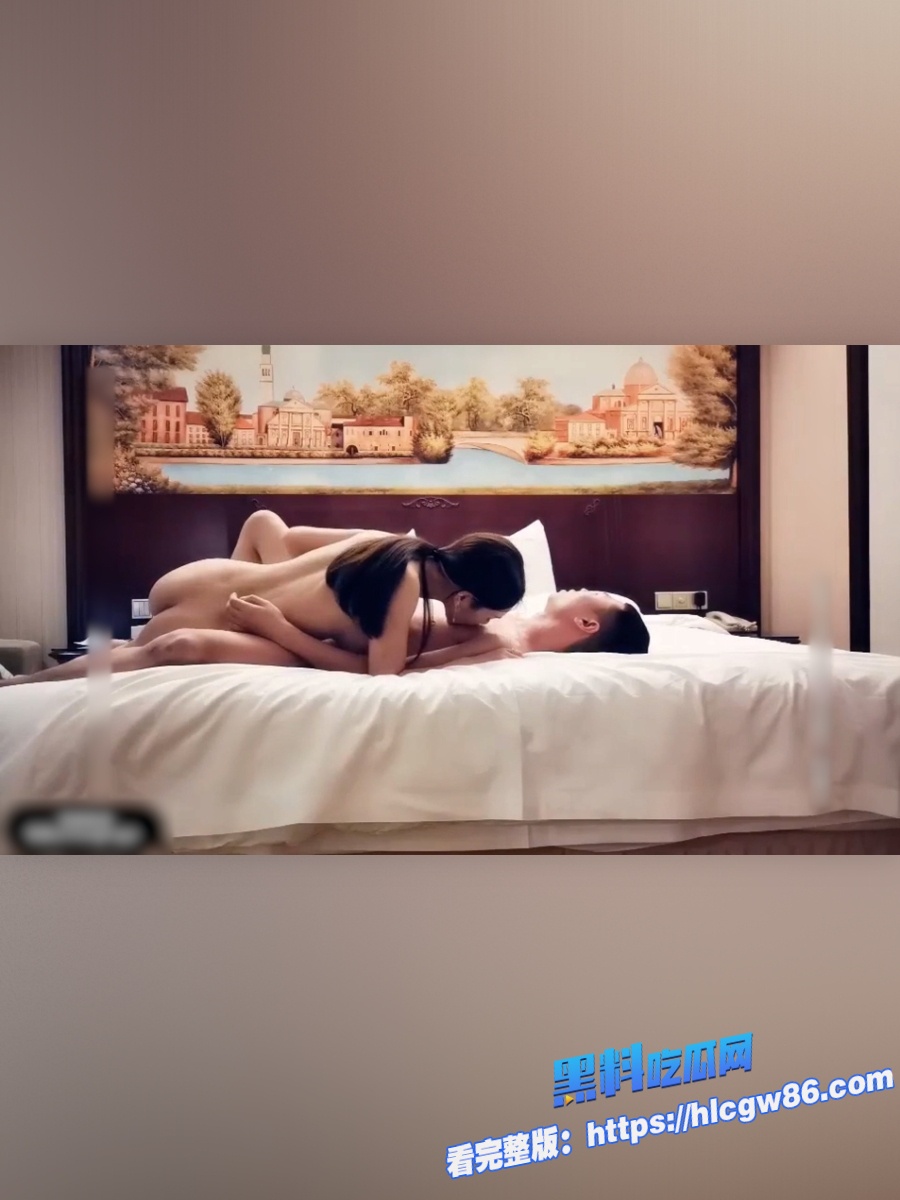 黄先生约炮健身室小姐姐 3 黄先生约炮健身室小姐姐 3