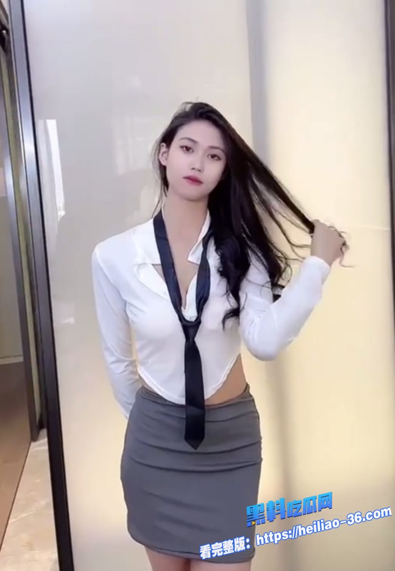 蜂腰熟女激情缠绵剃光私密处人妻巨乳曲线炸裂骚气全开高潮迭起4
