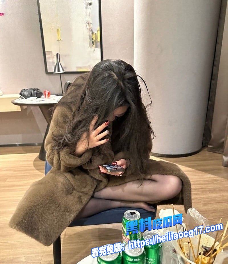 微胖大四反差学姐2 微胖大四反差学姐2