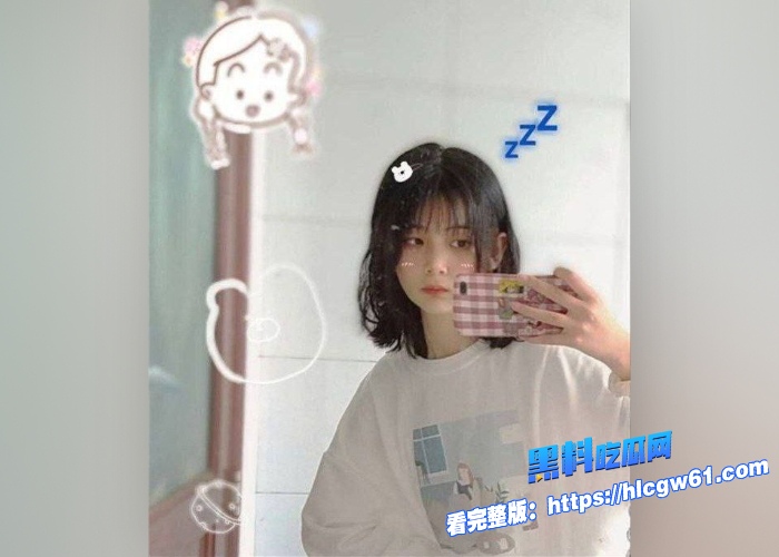 武汉大学校花清纯可人遭百度云泄密没想到私下这么反差拍给金主爸爸的视频这么骚喜欢母狗跪地被人后入猛凿 图1