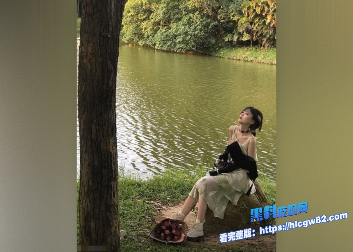 广东高档小区包租公的特殊癖好乘着女租客不在家疯狂潜入欣赏女租客的性感内衣内裤竟然还玩起了打胶真的好刺激啊 图8