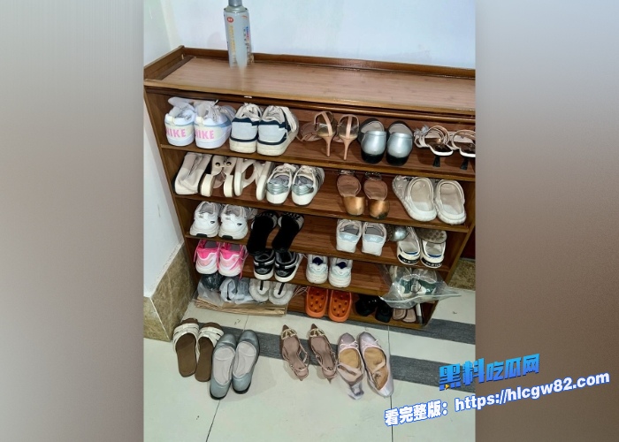 广东高档小区包租公的特殊癖好乘着女租客不在家疯狂潜入欣赏女租客的性感内衣内裤竟然还玩起了打胶真的好刺激啊 图70