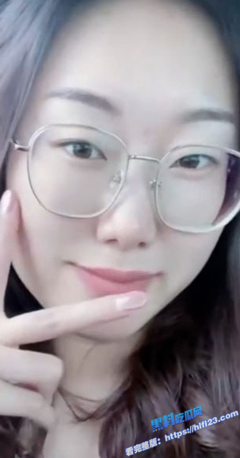 山东潍坊寿光文圣学校语文老师 赵丽欣 被曝光知三当三欲求不满 大尺度视频流出！1