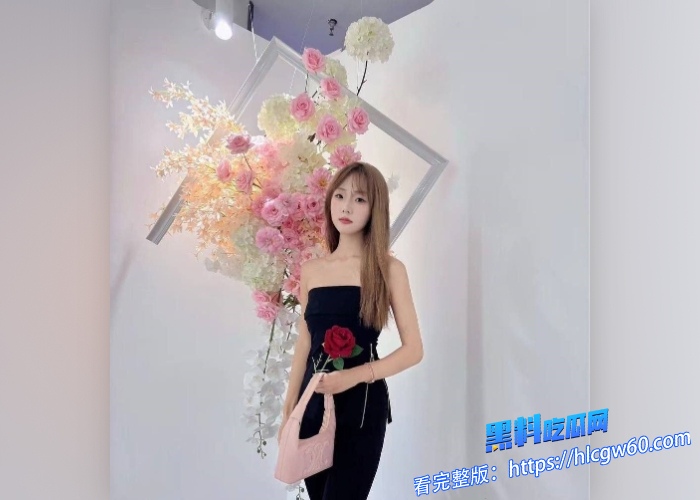 长春师范大学绝美清纯少女 极品身材校花 外围兼职与金主性爱视频曝光，性欲强烈喜欢女上位榨精 超反差 4