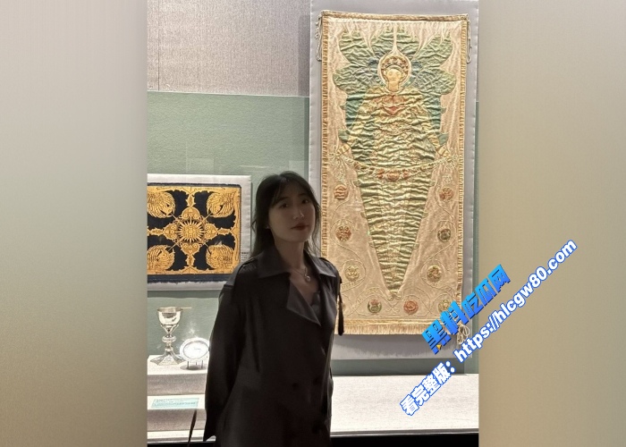 杭州某大学高颜值美女被富少调教视频泄漏甘愿当性奴带着狗链大屌爆操骚穴没想到私下这么反差母狗做派十足 图5