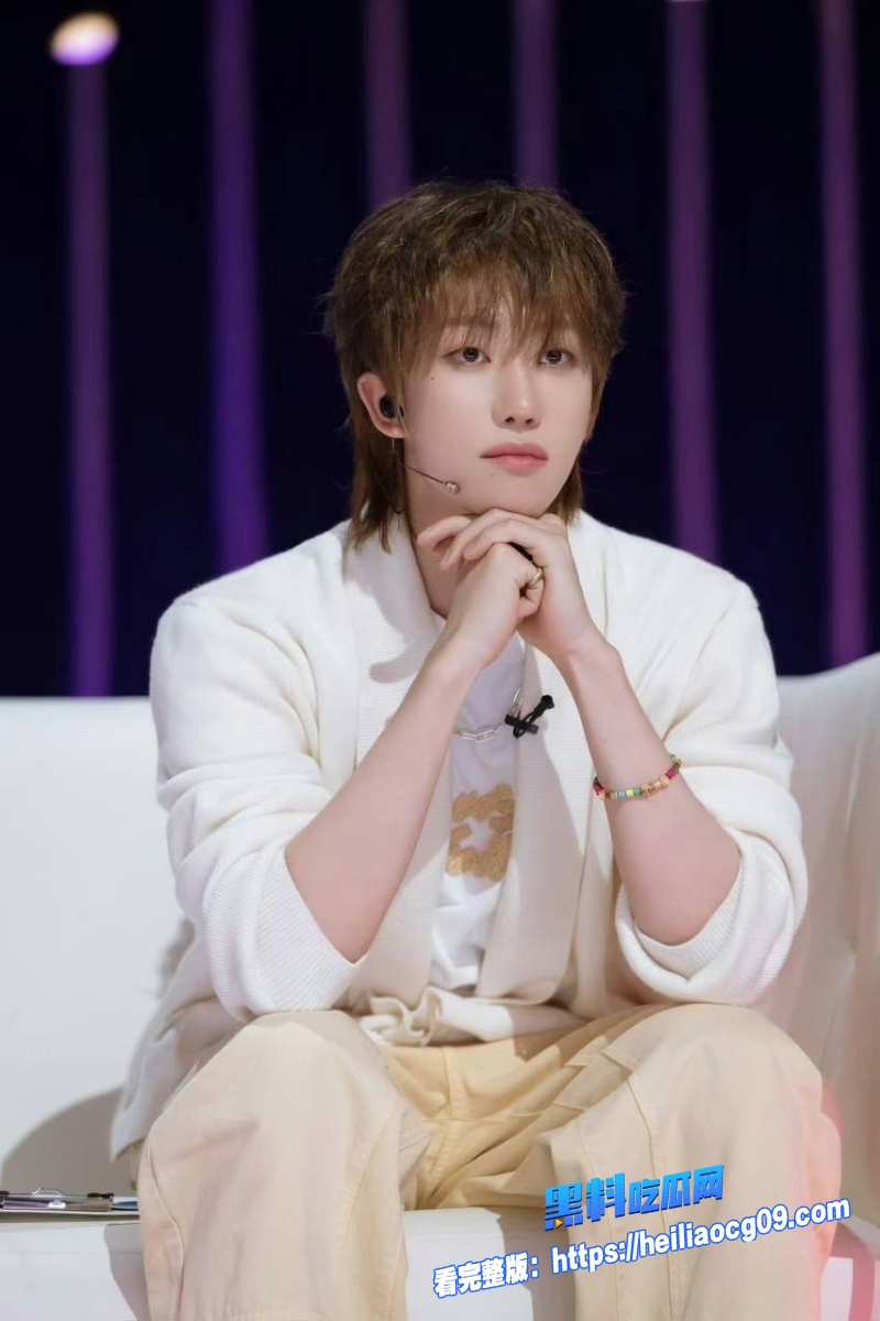 男团成员徐明浩4 男团成员徐明浩4