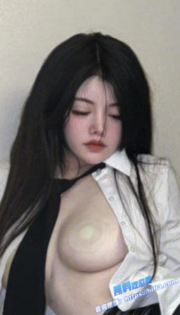 推特极品福利姬反差婊 翘翘 喜欢户外露出 任何场地都要向别人展示自己的骚逼！2