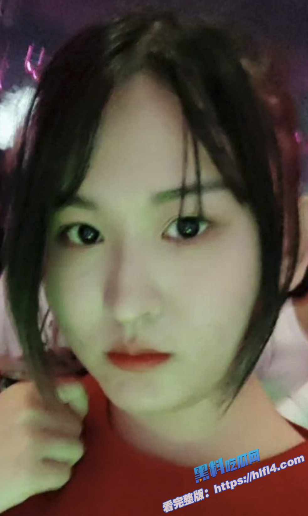 广东茂名巨乳人妻 方诗琴 微胖母狗 背着老公拍揉奶视频发给网友 真是骚得没边了！3