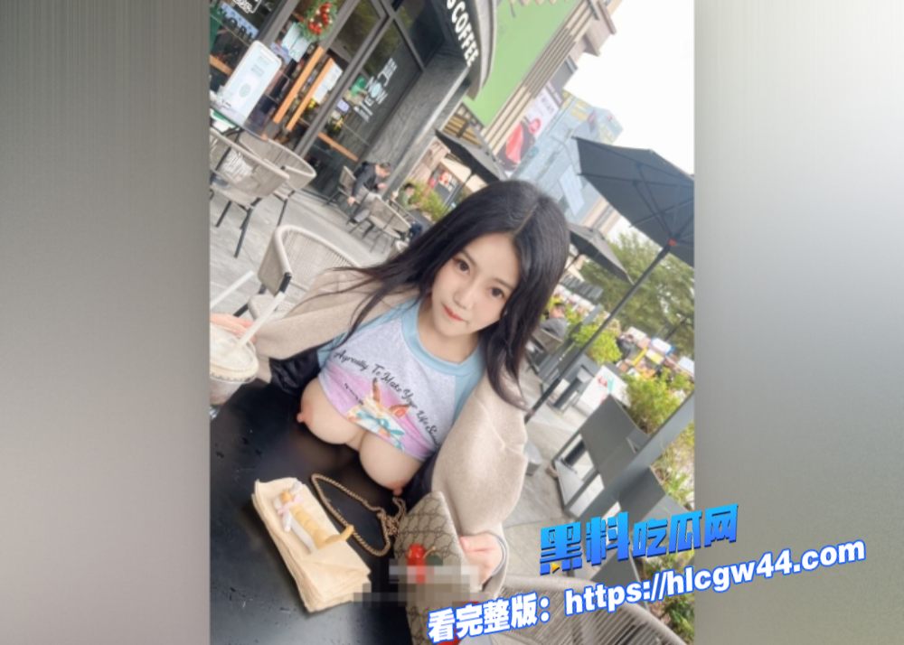 深圳高端外围小梨涡顶级波霸巨乳户外露出福利曝光被金主线下约出来嗦金主鸡鸡 5