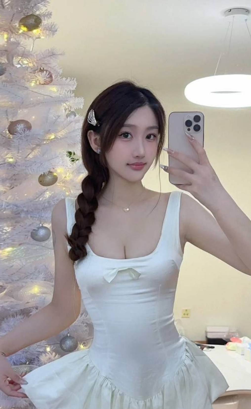 南大07年清纯学妹 与男友宿舍激战 渣男曝光大尺度私拍视频 学妹反差感十足3