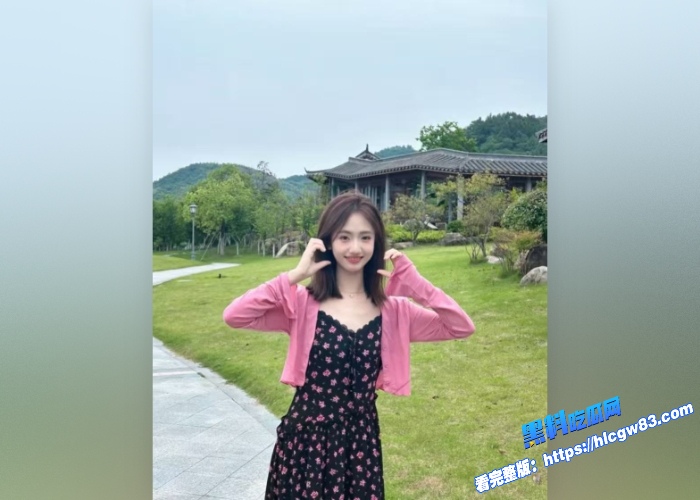 小红书高颜值旅游博主 背着富豪男友给驴友当飞机杯啪啪干逼，被发现了之后全网曝光这个母狗，让她直接身败名裂 3