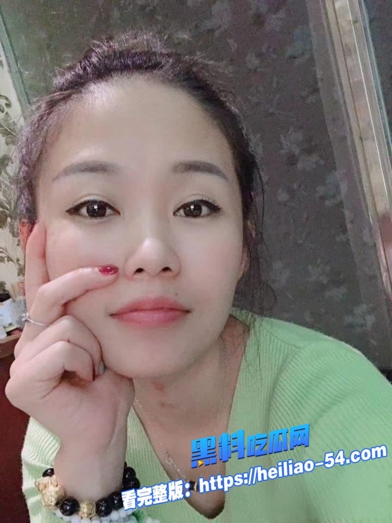 辽宁葫芦岛人妻刘燕婚内出轨大瓜被小白脸已婚贤妻秒变骚浪母狗 反差婊彻底暴露 1 辽宁葫芦岛人妻刘燕婚内出轨大瓜被小白脸已婚贤妻秒变骚浪母狗 反差婊彻底暴露 1