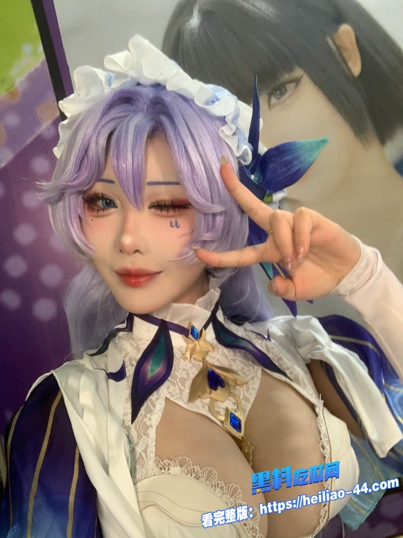 广州黑蜻蜓漫展二次元yasalcos鸣潮坎特蕾拉与粉丝合影全程露脸这颜值让人忍不住的想打一发13 广州黑蜻蜓漫展二次元yasalcos鸣潮坎特蕾拉与粉丝合影全程露脸这颜值让人忍不住的想打一发13
