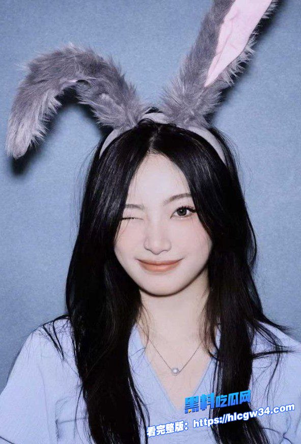 浙江艺术学院曹颖校外被包养各种性爱视频被曝光清纯学姐形象崩塌原来是拜金女 1 浙江艺术学院曹颖校外被包养各种性爱视频被曝光清纯学姐形象崩塌原来是拜金女 1