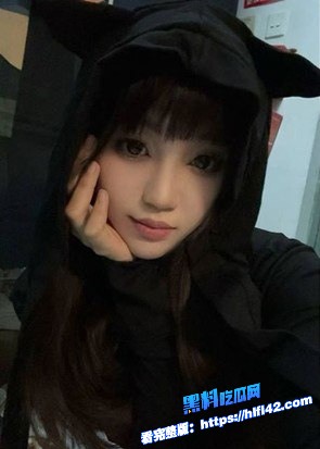 浙大护理系大三女学生受虐母狗周桐被男友调教爆操视频流出牵着狗链后入无毛嫩穴 1