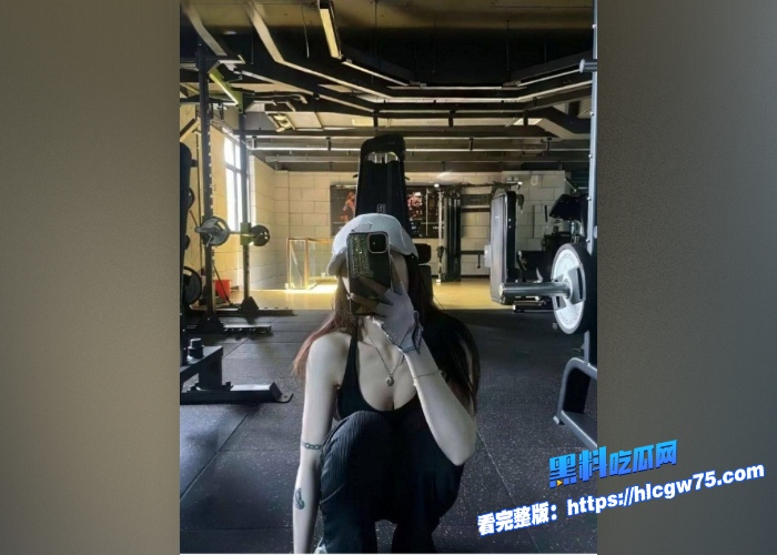 南京富哥泡到健身房高颜值女教练身材顶级疯狂爆操狂捏大奶还得是富哥有钱想吃啥就吃啥 图 3