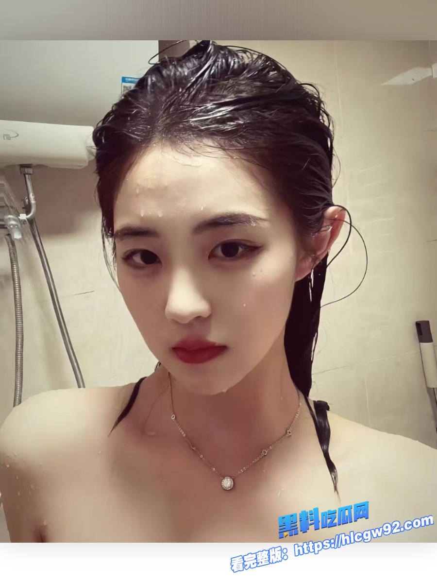 颜值十分在线的清纯气质美女内心竟然暗藏淫荡 8 颜值十分在线的清纯气质美女内心竟然暗藏淫荡 8