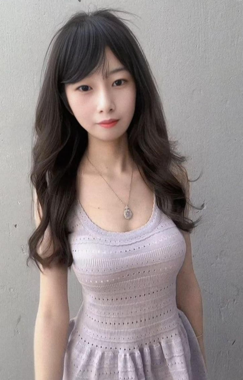 广西大学生卢娟3 广西大学生卢娟3