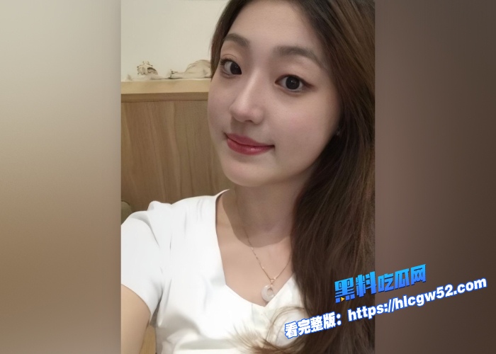 某高校高颜值舞蹈生完美露脸大量生活照深喉肉棒吮吸龟头美臀美穴被大屌后入狂草十分带劲 图12WH700x500px 某高校高颜值舞蹈生完美露脸大量生活照深喉肉棒吮吸龟头美臀美穴被大屌后入狂草十分带劲 图12WH700x500px