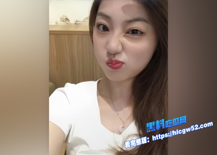 某高校高颜值舞蹈生完美露脸大量生活照深喉肉棒吮吸龟头美臀美穴被大屌后入狂草十分带劲 图13WH700x500px 某高校高颜值舞蹈生完美露脸大量生活照深喉肉棒吮吸龟头美臀美穴被大屌后入狂草十分带劲 图13WH700x500px