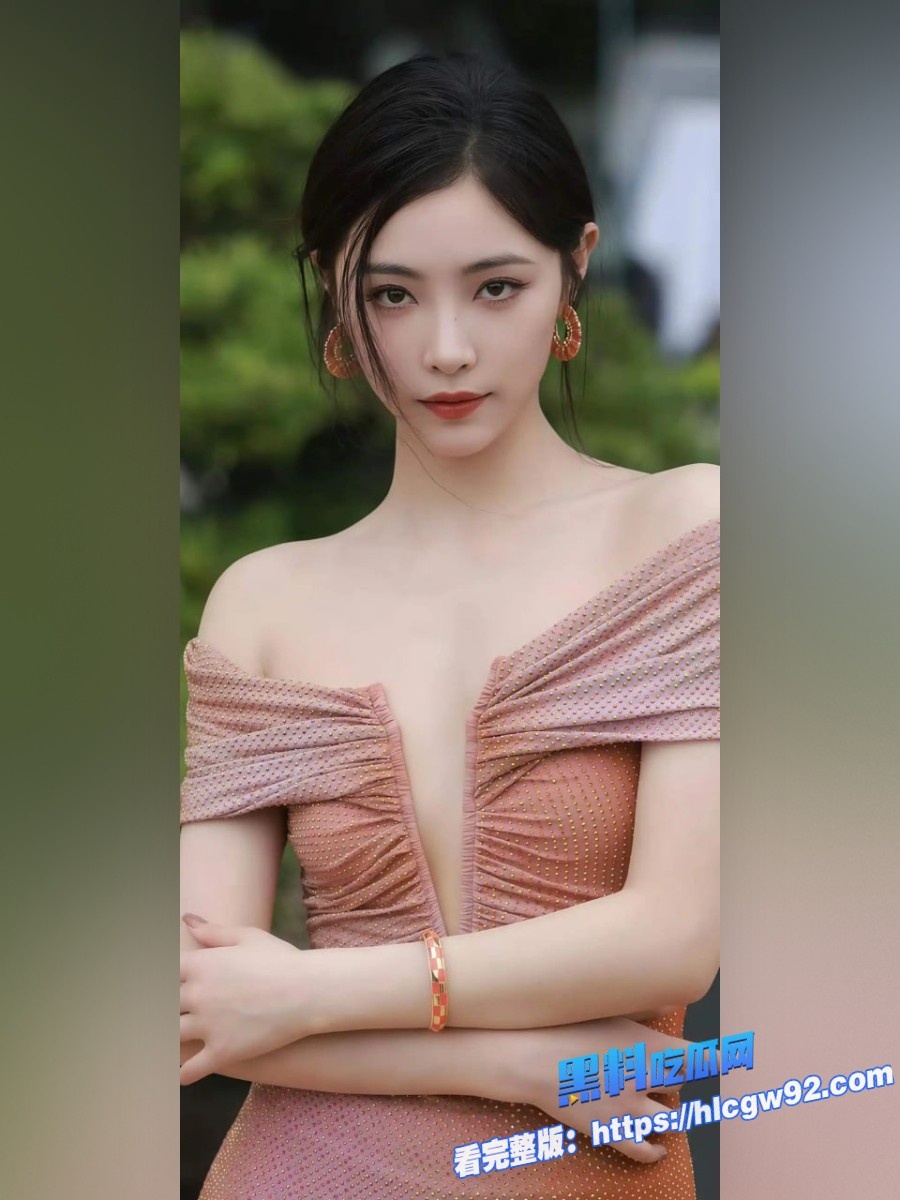 上海戏剧舞蹈学院女神张凤莲私生活竟如此淫乱4