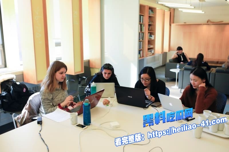 多伦多顶级跨国会计律所美女惨遭上司潜规则性爱视频流出白虎嫩穴被操的骚穴外翻23