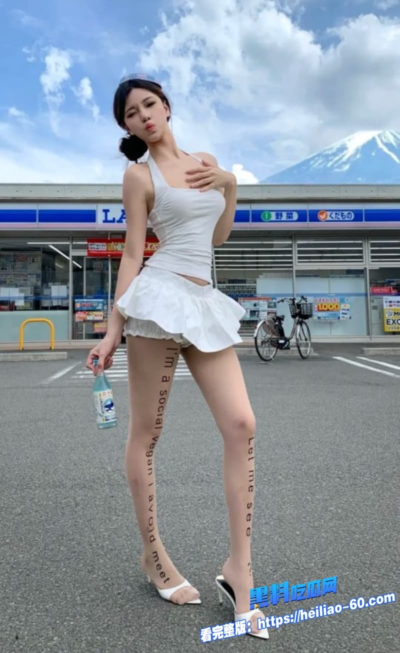 高颜值反差女神私拍视频流出身穿性感内衣全程露脸被男友疯狂打桩到高潮腿软7 高颜值反差女神私拍视频流出身穿性感内衣全程露脸被男友疯狂打桩到高潮腿软7