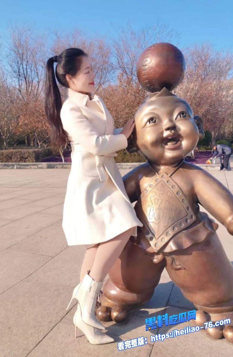 海角家庭乱伦趁老婆不在家与小姨子疯狂偷情巨屌疯狂抽插整个过程既刺激又诱惑3