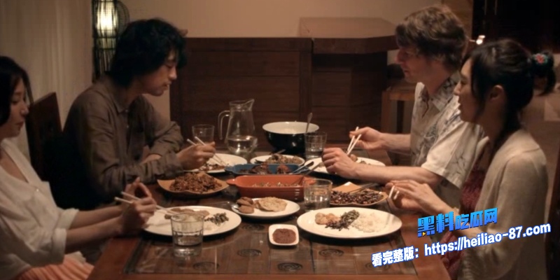 黑料经典电影 《欲动》 巴厘岛护士媳妇跟老公吵翻后被海滩猛男勾走 压抑婚姻一夜放纵！5