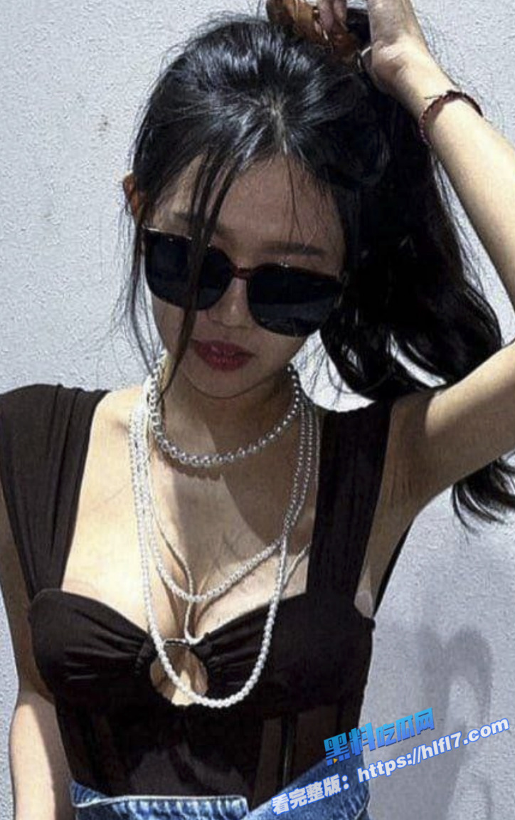 瓜友投稿 江苏无锡的何洁被老哥包养 大奶爆操太有感觉了4