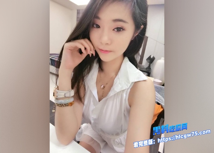 台湾高颜值美女模特林亚姬和老板偷情性视频流出巨乳身材口爆被金主颜射一脸极致反差魅力的展现 图13