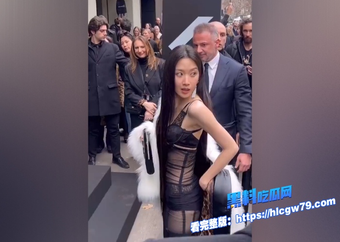 韩国魅魔女星文佳煐内衣擦边穿搭冲上微博热搜各种蕾丝吊带丝袜上活动真是超大尺度羡慕韩国财阀第n天 图15