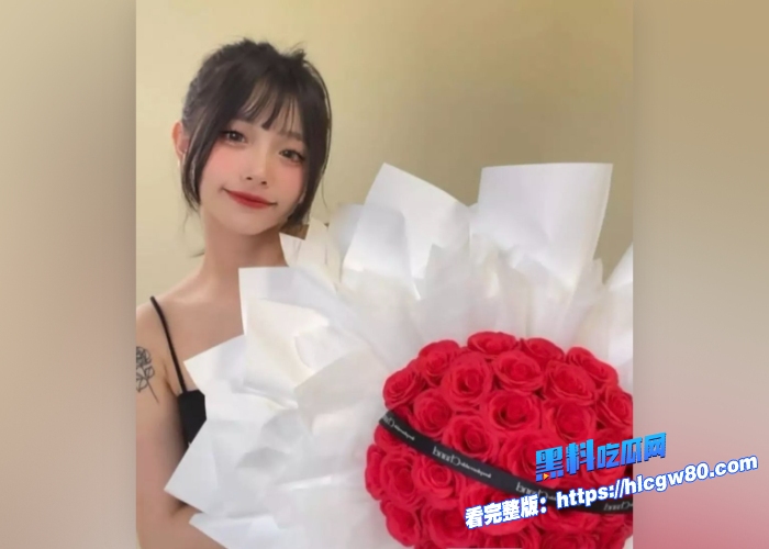 海外版抖音tiktok网红黄小唐早期黄播漏点揉奶视频被挖反差惊人没想到甜妹私下如此浪荡大批粉丝脱粉8