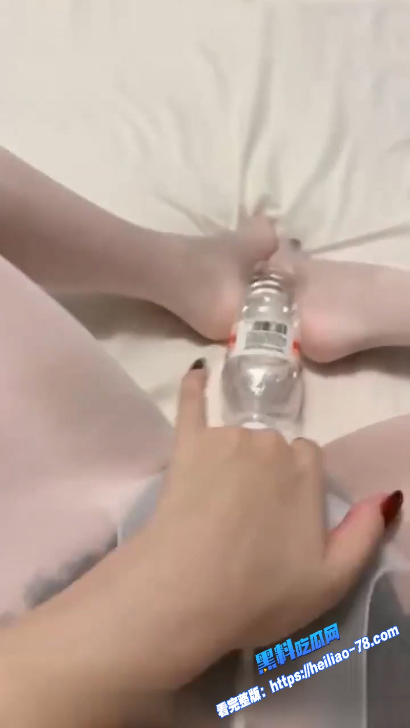 抖音超美御姐 失眠的陈大小姐 私拍不雅视频泄露 优雅知性人设崩塌 情趣装自慰反差无比图6
