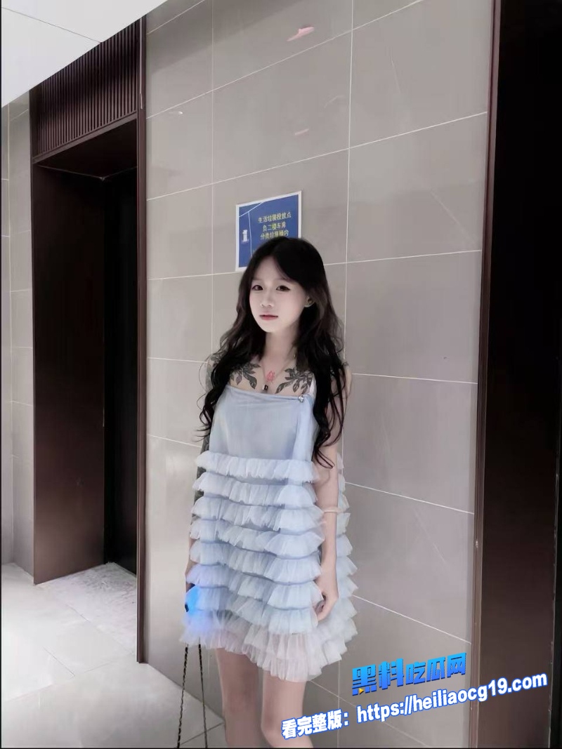 高颜值精神小妹1 高颜值精神小妹1