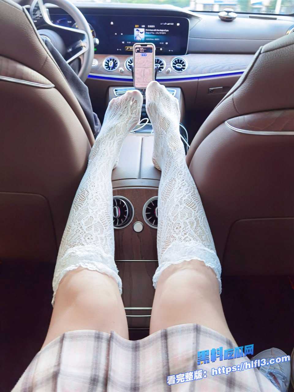 美女都不看吗？极品美少女李启丹：昔日心中的女神，竟是反差婊！图8