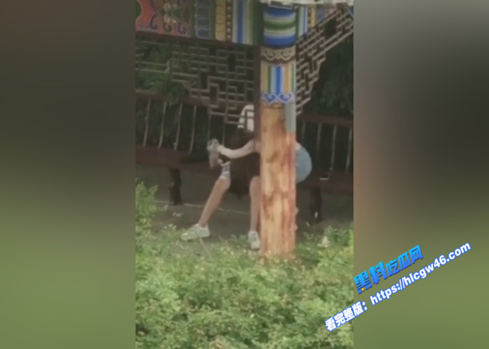 陕西理工大学 小情侣凉亭下户外激战 女生埋头口交 被吃瓜路人完整拍下 视频全网疯传8 陕西理工大学 小情侣凉亭下户外激战 女生埋头口交 被吃瓜路人完整拍下 视频全网疯传8