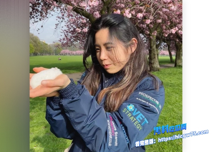 清纯可爱大一台妹跟大陆网恋男友视频通话洗澡视频流出身材还可以现在被曝光面临退学 8