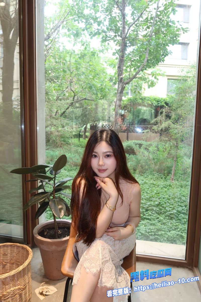 上海极品反差婊林雨欣和男友出租屋啪啪 3