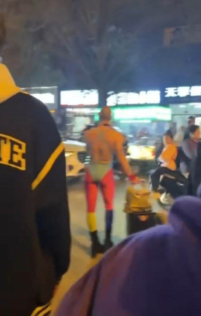 长沙网红街新顶流诞生！路人直接看懵