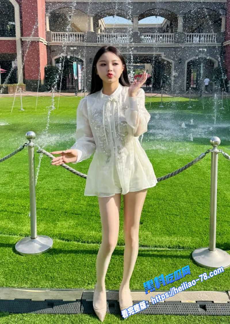 海角乱伦大神 精虫上脑姐夫强干醉酒小姨子 白丝包臀裙扣逼玩弄 无套猛干射逼上图12