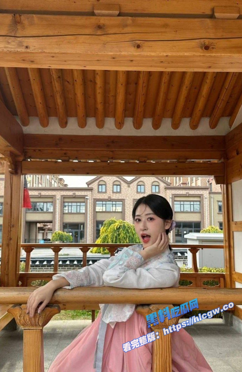 瓜友投稿！抖音结识长春大学生妹子，两次见面就约啪啪，清纯脸蛋床上超骚，阅历丰富一看就常被搞，狂野反差让人血脉喷张！1