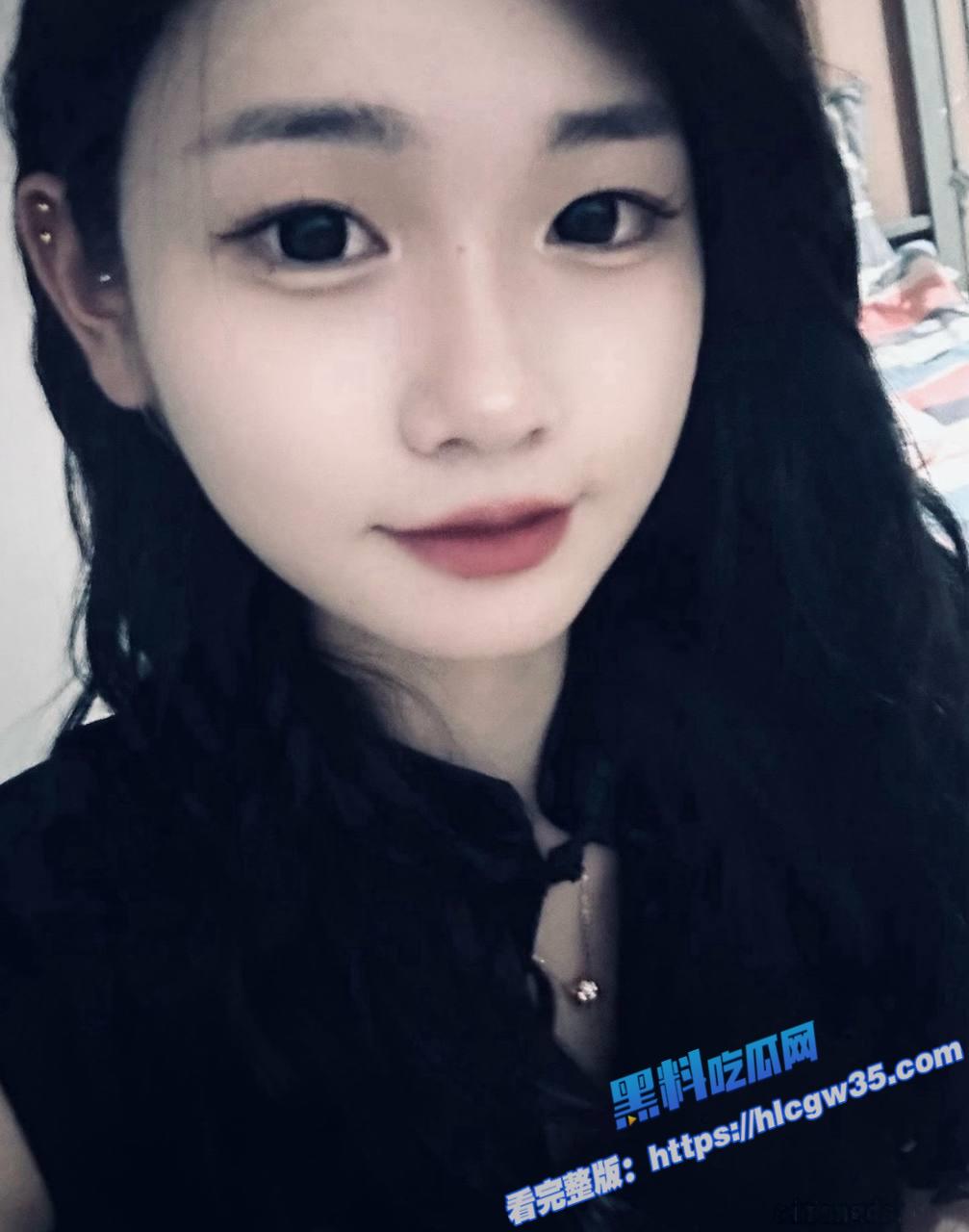 山东极品大学生 高颜值女神自拍漏穴视频给金主 掰穴的样子真像爆插一顿7 山东极品大学生 高颜值女神自拍漏穴视频给金主 掰穴的样子真像爆插一顿7