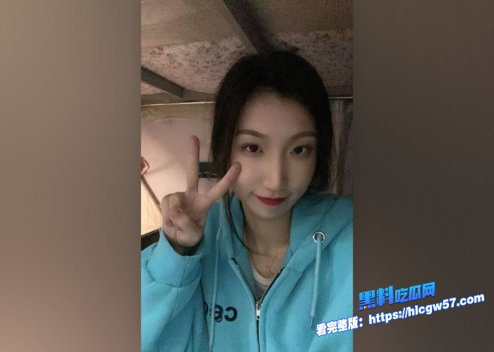 音乐学院声乐系系花拜金女婊被富二代男友强行拍摄记录性爱视频被逼叫爸爸边干边扇玉臀活脱脱一条母狗 图4