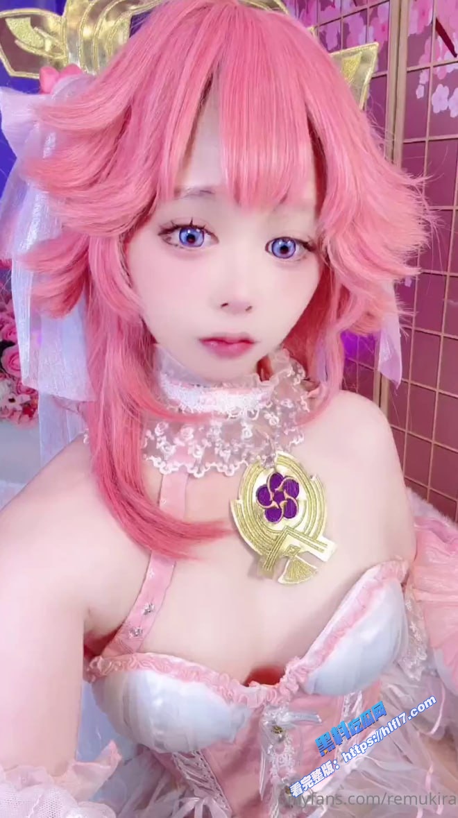 露脸反差萝莉 remukira 可爱甜妹外表童颜巨乳 身材极品令人心动 电动棒摩擦小穴！3