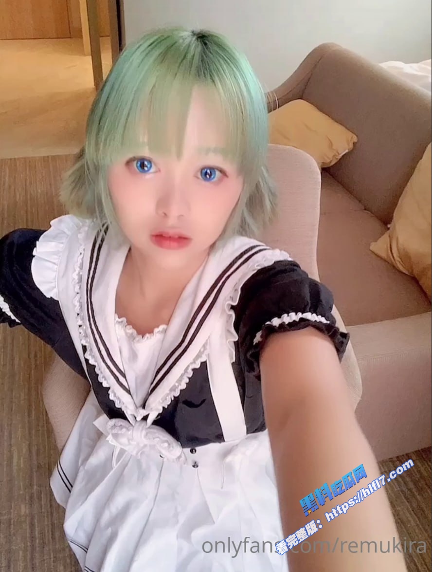 露脸反差萝莉 remukira 可爱甜妹外表童颜巨乳 身材极品令人心动 电动棒摩擦小穴！4