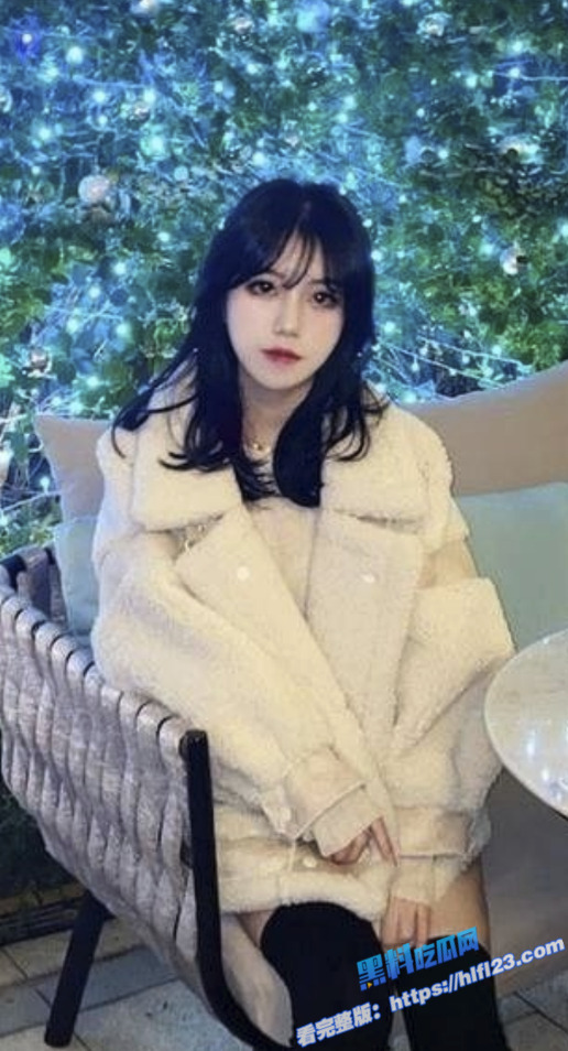 抖音280万粉丝反差网红 天降之雯 不雅视频合集流出 清纯的外表下 隐藏着骚母狗的内心！1