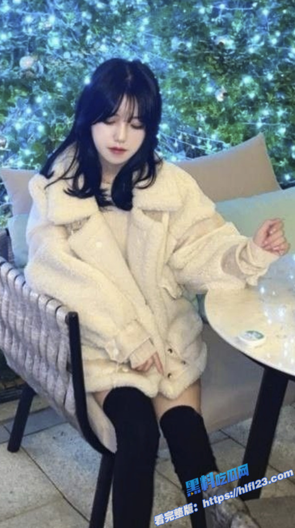 抖音280万粉丝反差网红 天降之雯 不雅视频合集流出 清纯的外表下 隐藏着骚母狗的内心！2